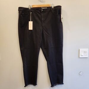 Vince Camuto NWT Ankle Denim Pant
